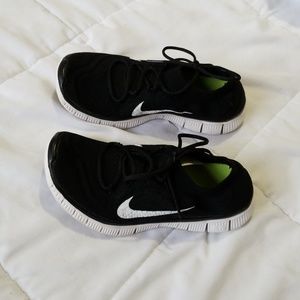 Nike Flyknit Free Run 5.0